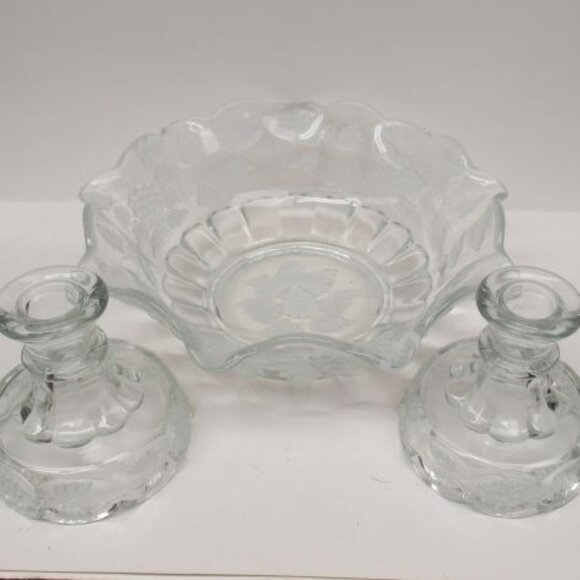 Westmoreland Glss Crystal Velvet PANELED GRAPE 3-Piece Console Bowl Set, U.S.A. - Picture 2 of 4